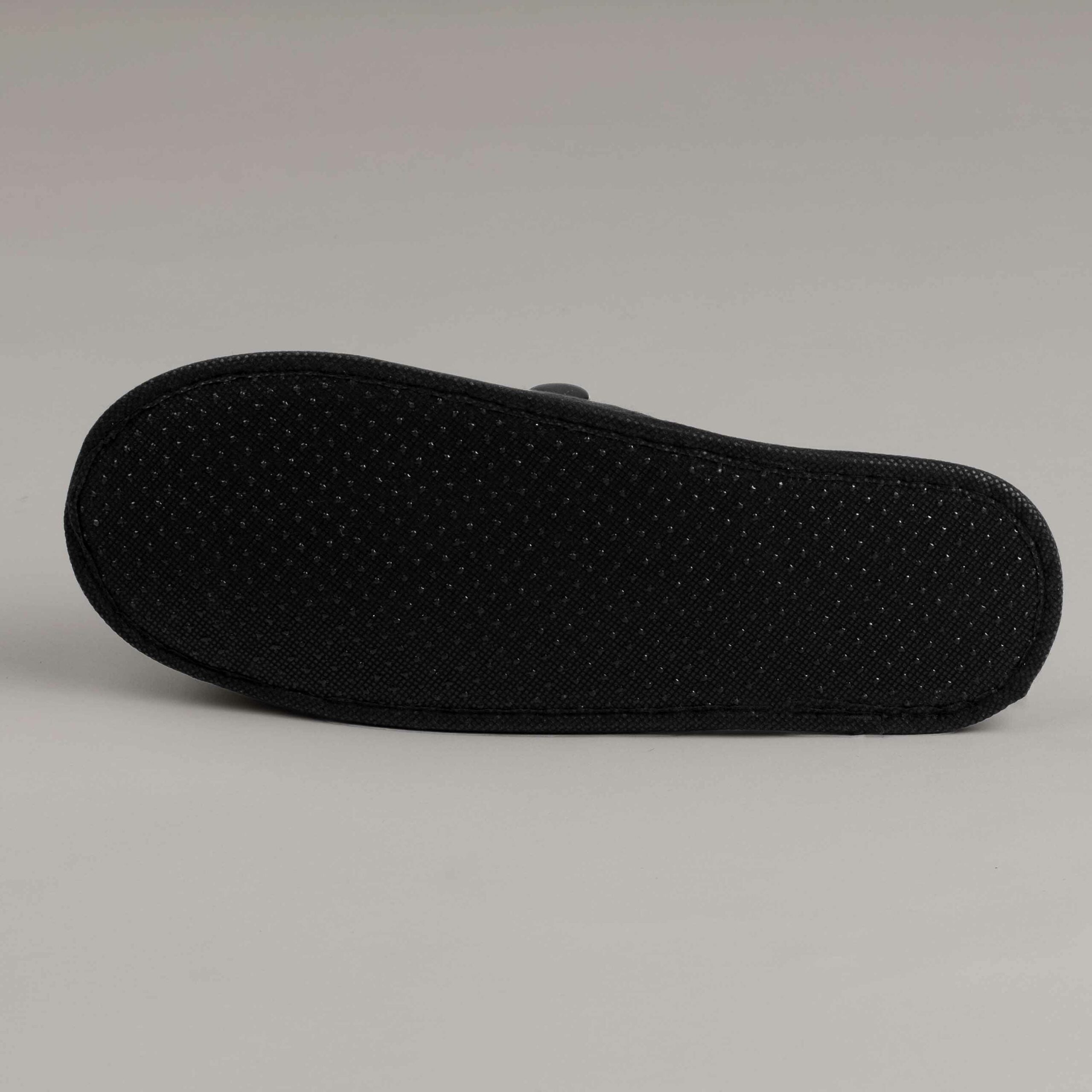 Basic nyitott szállodai papucs, 30 cm, fekete