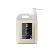 Vlasový a tělový šampon Black Oudh k doplnění - 5 L
