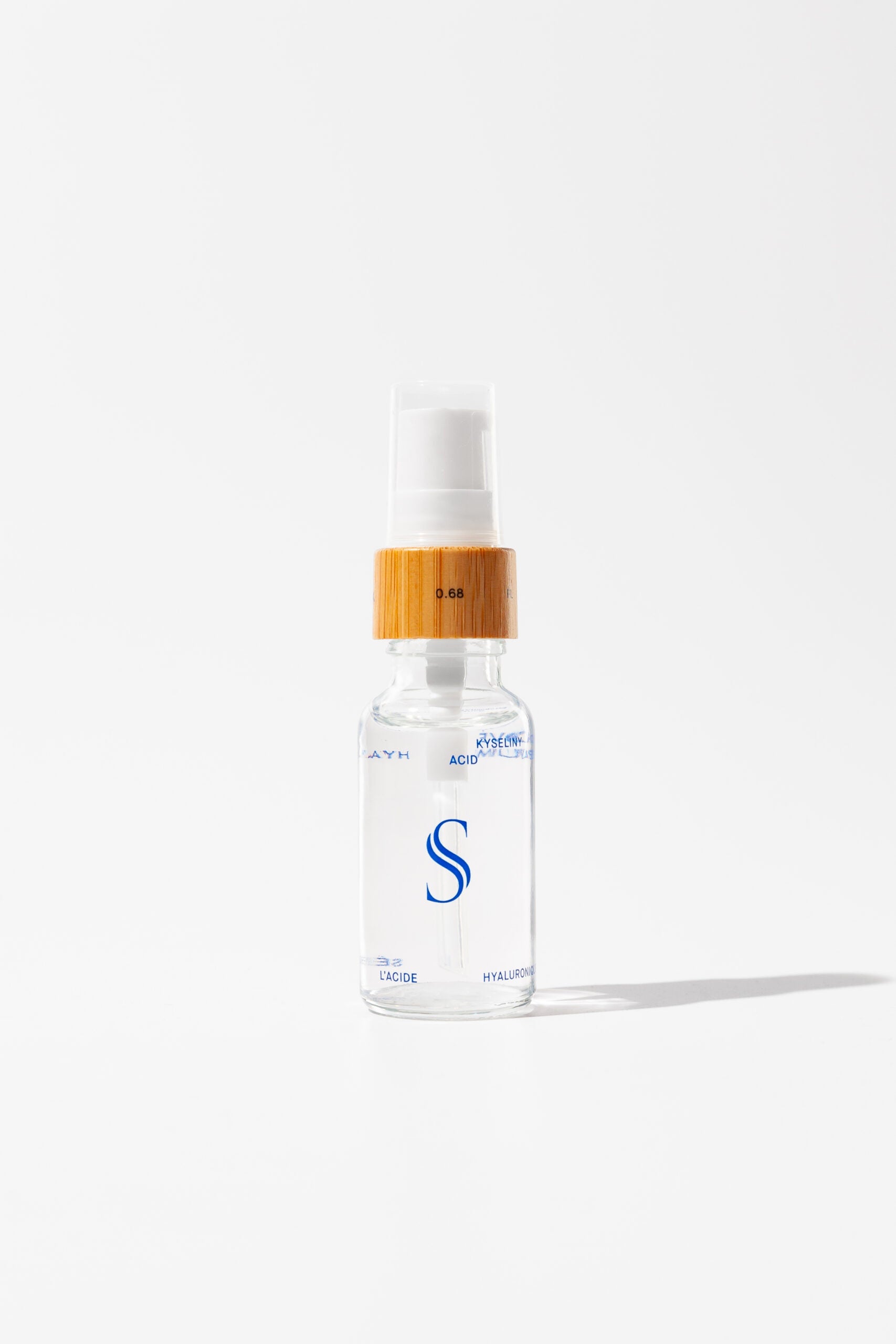 Sérum kyseliny hyaluronové 4% Smyssly