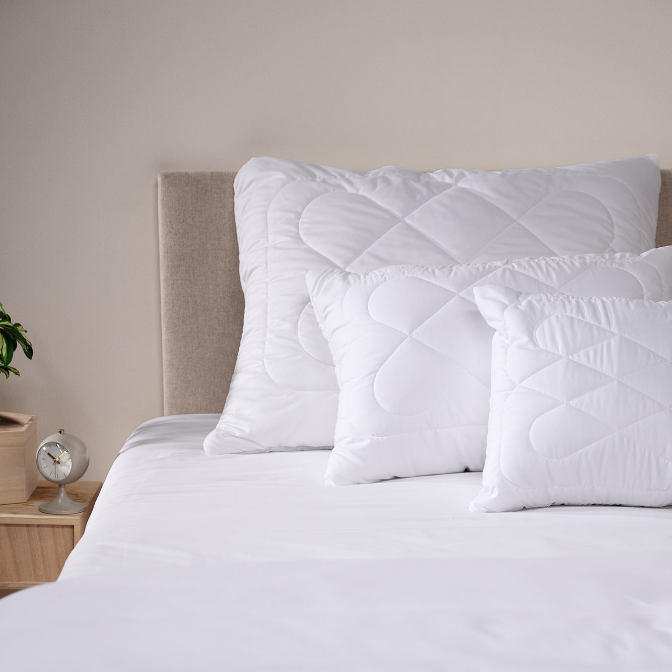 Luxus Plus Pillow (No Zipper) 70×90 cm, 1000 g, White
