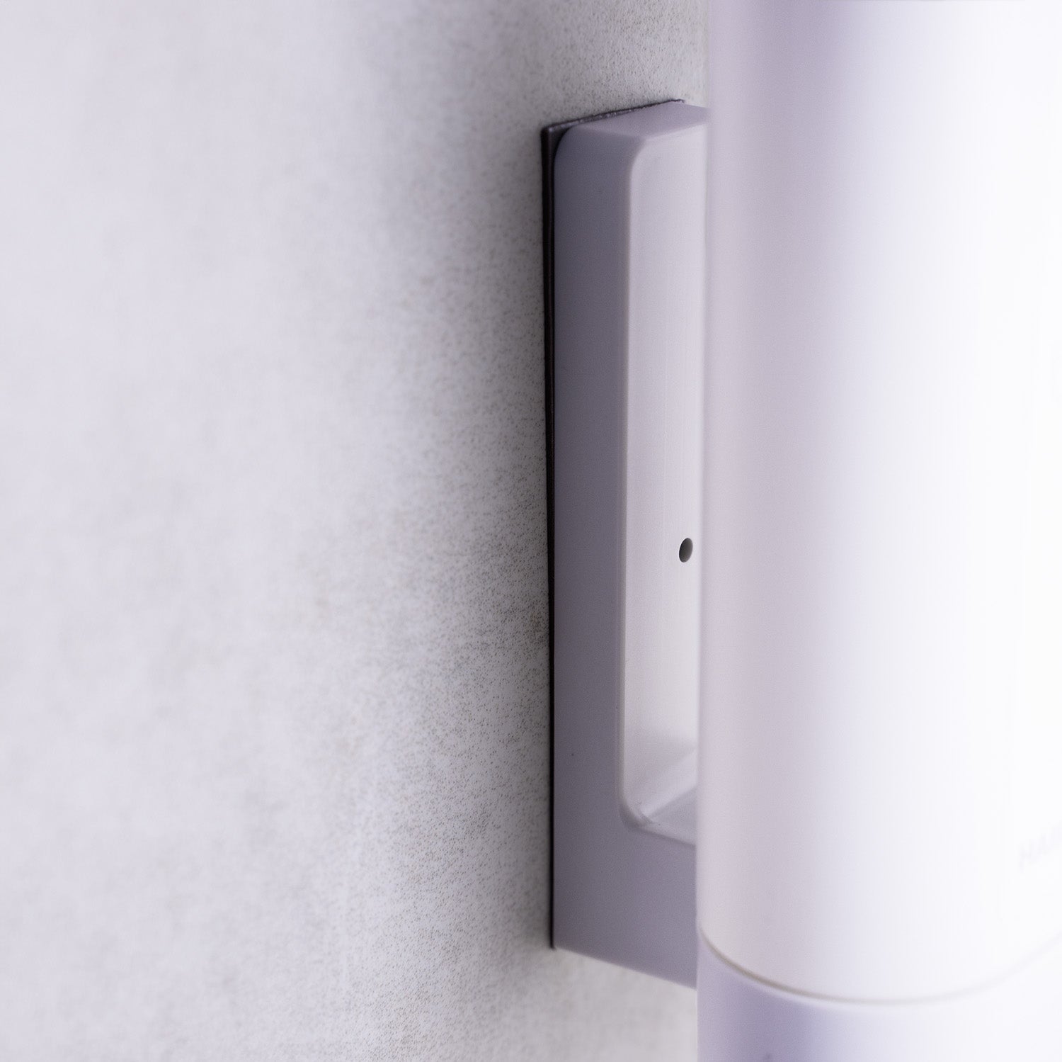 ADHESIVE TAPE FOR ATTACHING A STAINLESS STEEL BRACKET