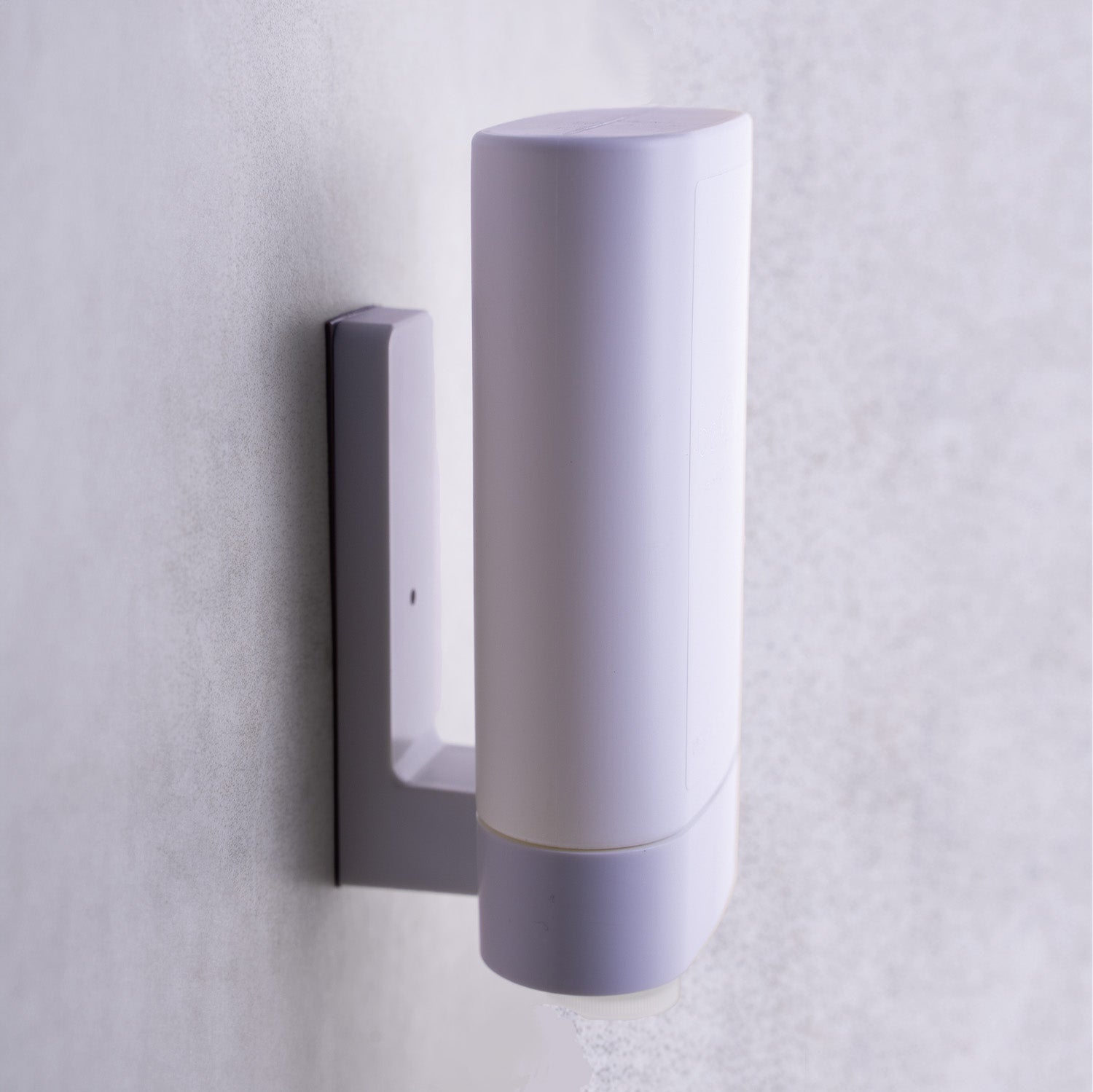 beONE 400 ml Dispensing System with Lockable Holder, White